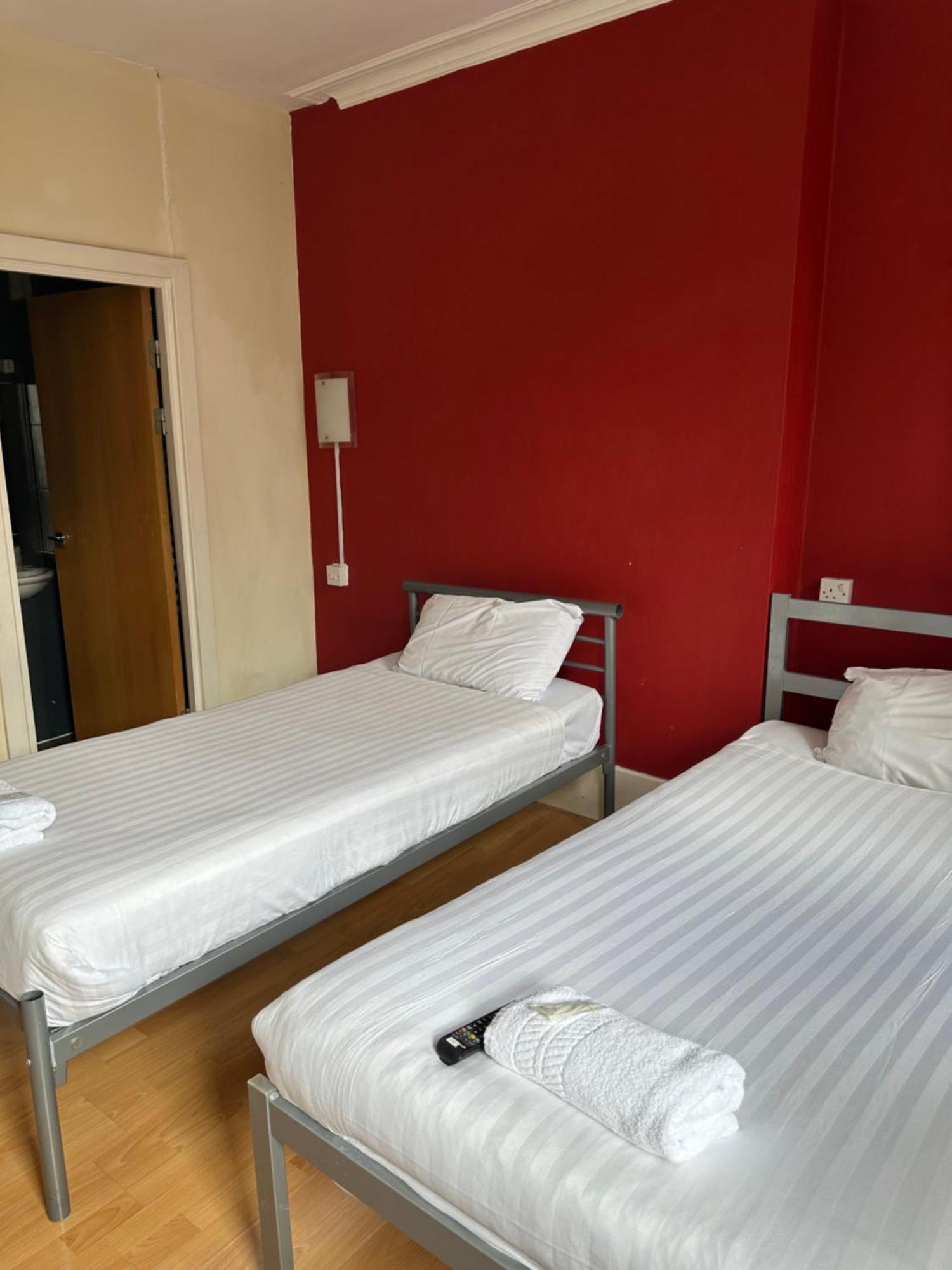 Berkeley Court Hotel London Exterior photo
